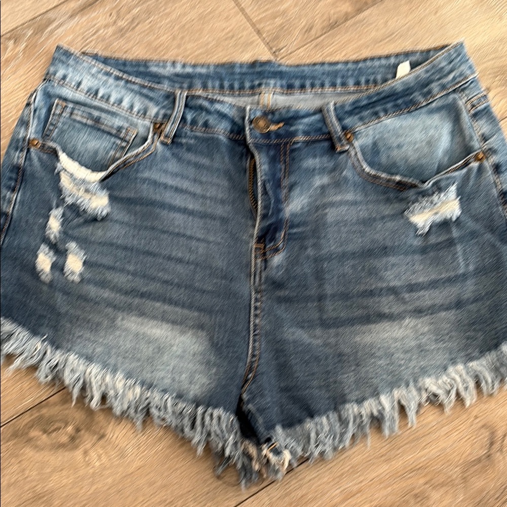 Women’s Jean Shorts. Size L